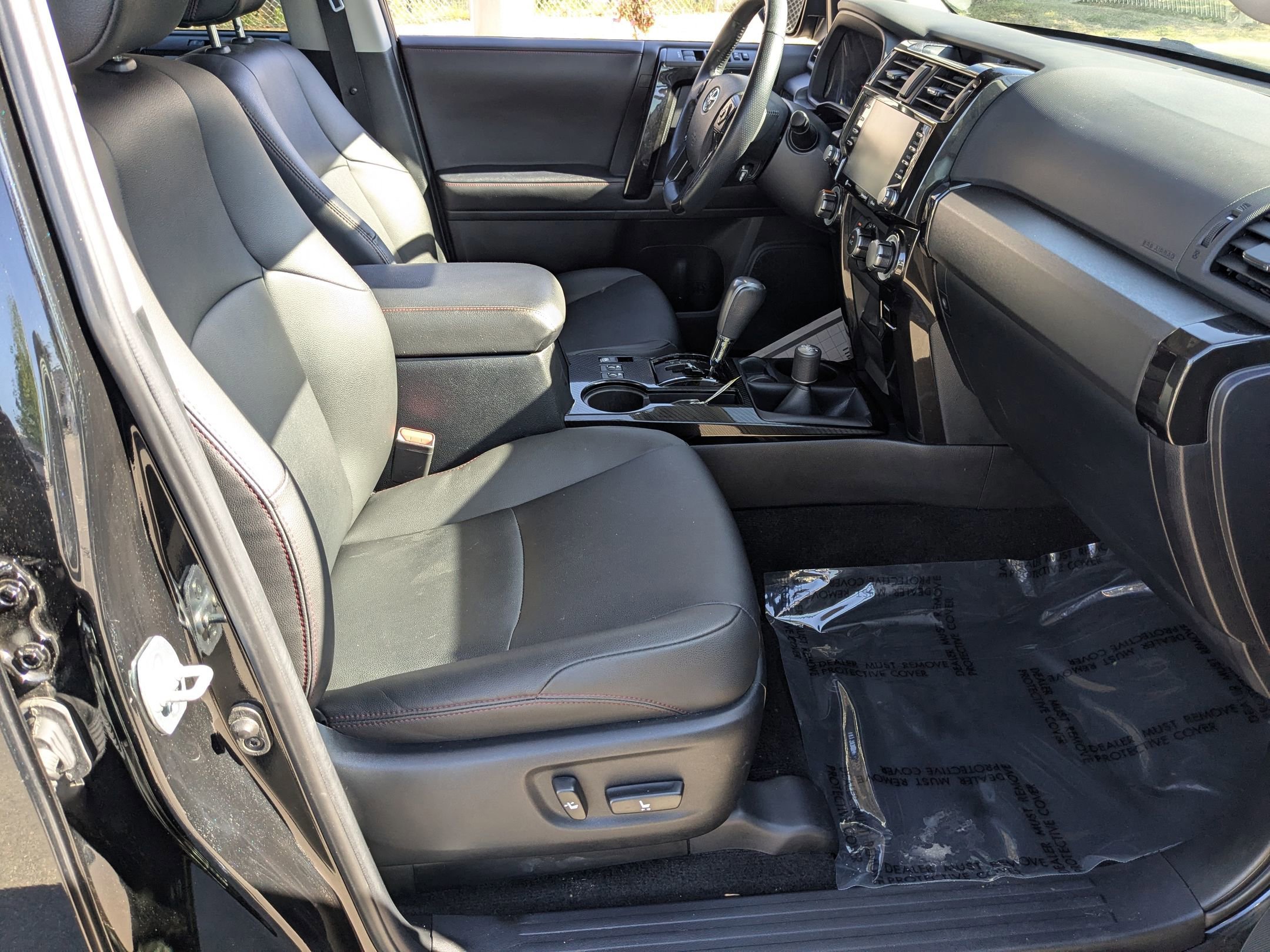 Used 2021 Toyota 4Runner Venture w/ Moonroof Package image 38