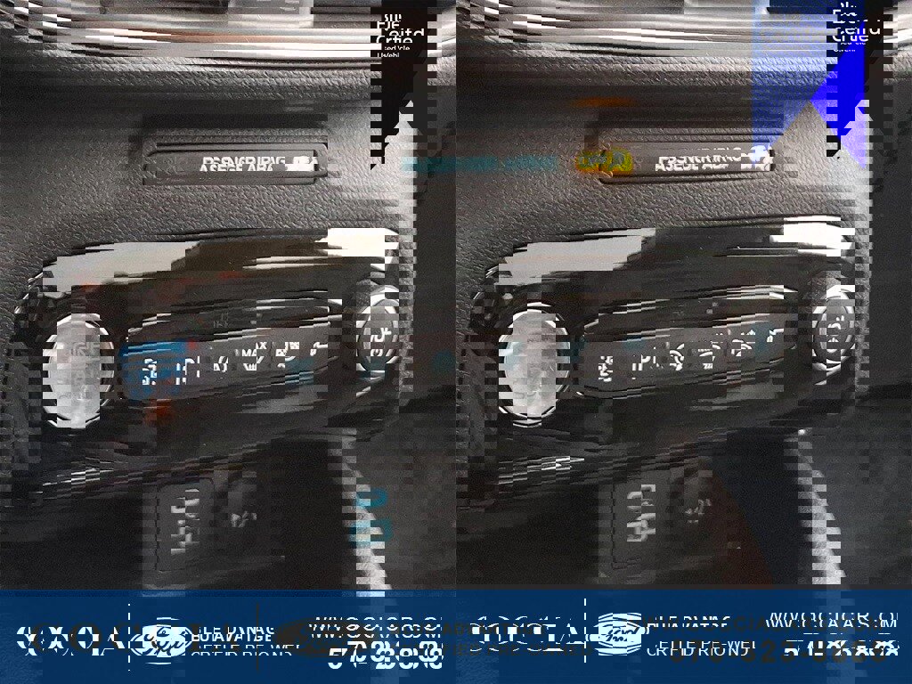 Certified 2023 Ford Escape Platinum w/ Class II Trailer Tow Package image 16