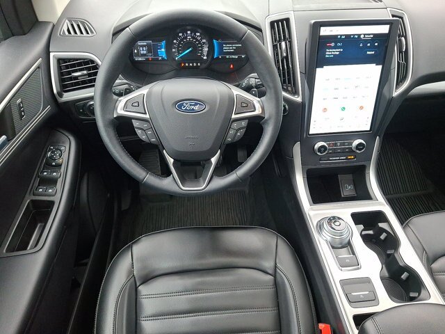 Certified 2024 Ford Edge SEL w/ Convenience Package AWD/4WD image 13