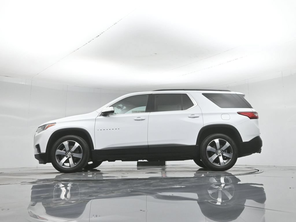 Used 2020 Chevrolet Traverse LT w/ LT Premium Package FWD image 8