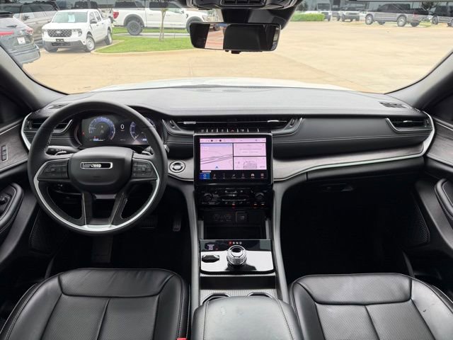 Used 2024 Jeep Grand Cherokee Limited w/ Luxury Tech Group II image 23