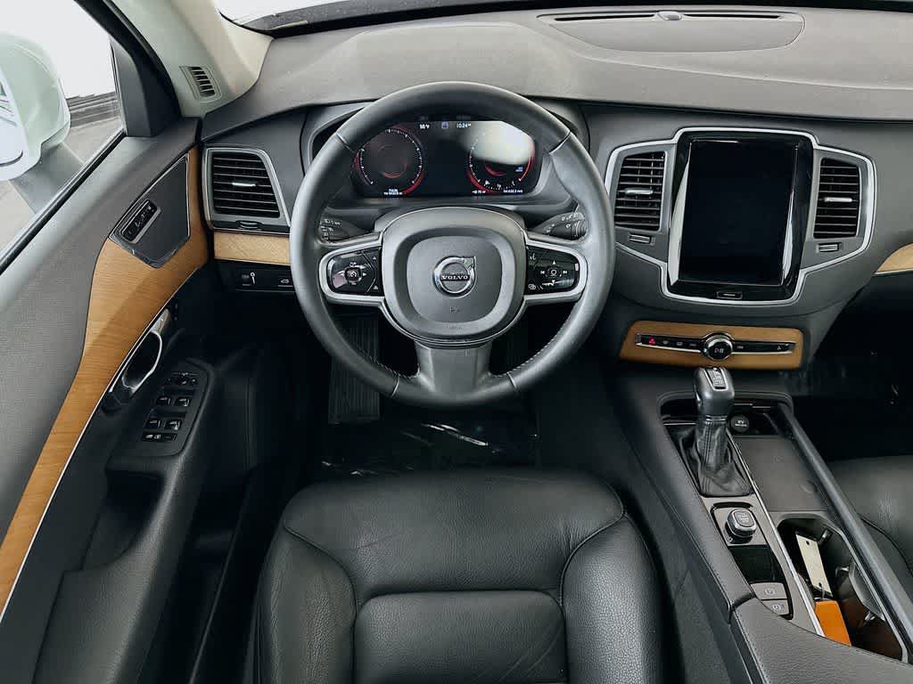 Used 2022 Volvo XC90 T6 Momentum w/ Protection Package Premier AWD/4WD image 10