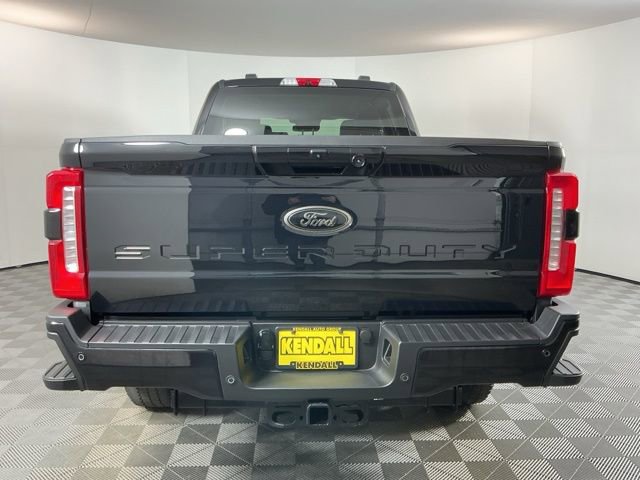 Certified 2025 Ford F350 Lariat w/ Black Appearance Package AWD/4WD image 5
