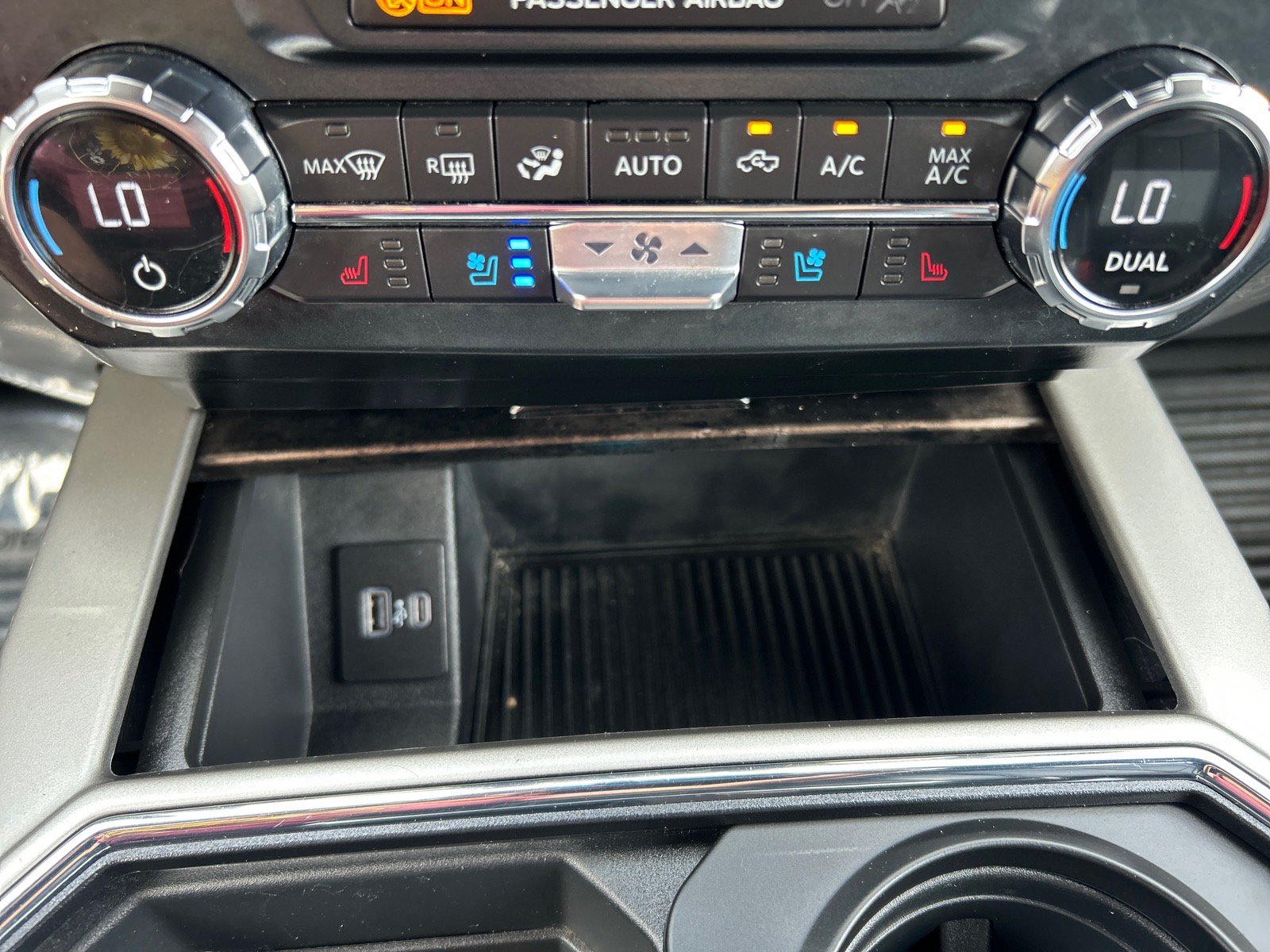 Certified 2022 Ford F250 Lariat AWD/4WD image 32