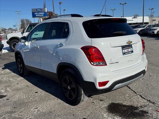 Used 2018 Chevrolet Trax LT w/ LT Convenience Package image 4