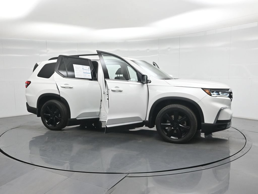 Used 2023 Honda Pilot Elite image 33