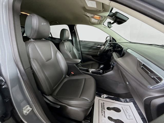 Used 2024 Buick Encore GX Sport Touring image 25