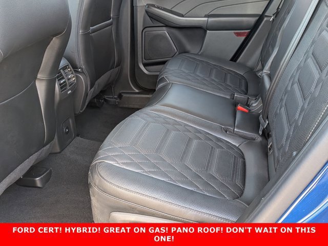 Certified 2023 Ford Escape Platinum w/ Premium Technology Package image 24