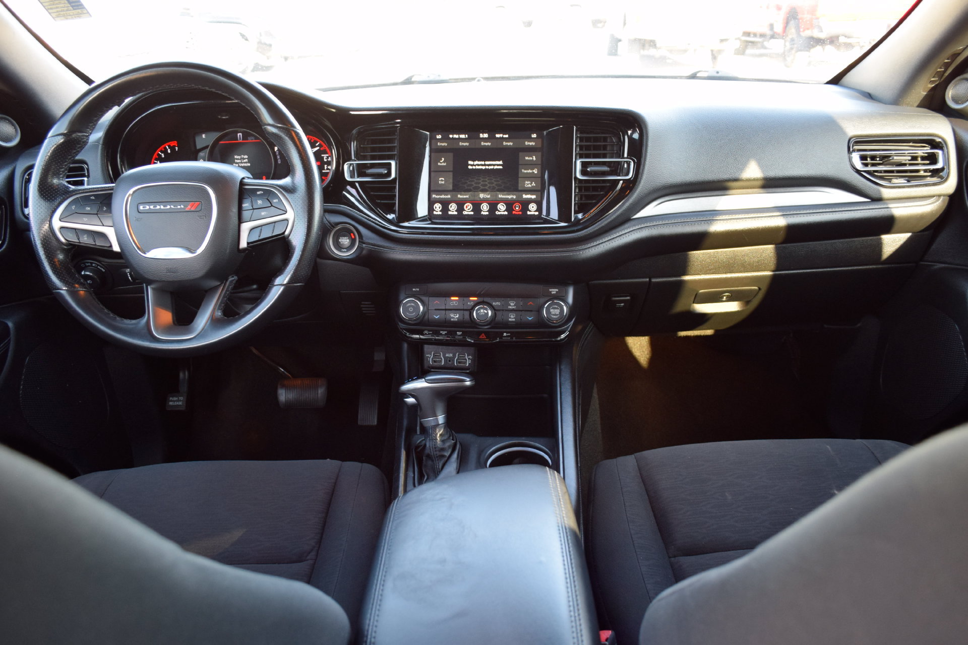 Used 2022 Dodge Durango SXT w/ Blacktop Package AWD/4WD image 5