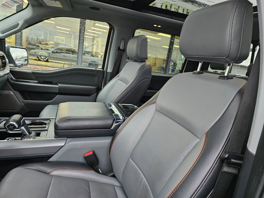 Certified 2025 Ford F150 Lariat w/ Equipment Group 502A High image 18