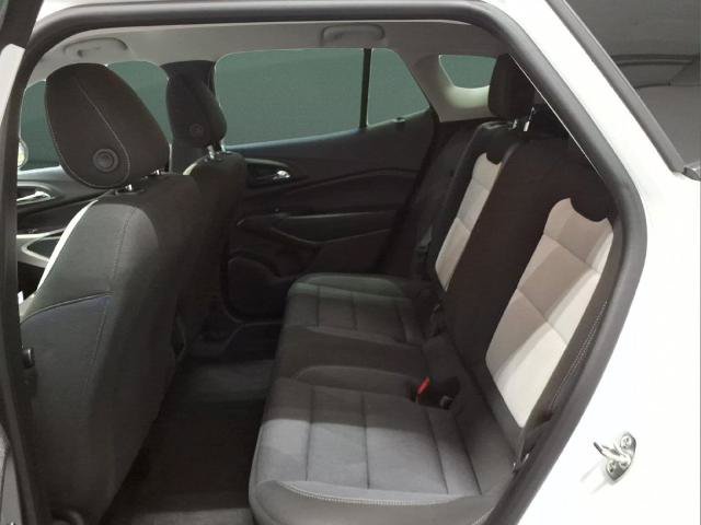 Used 2026 Chevrolet Trax LS FWD image 28