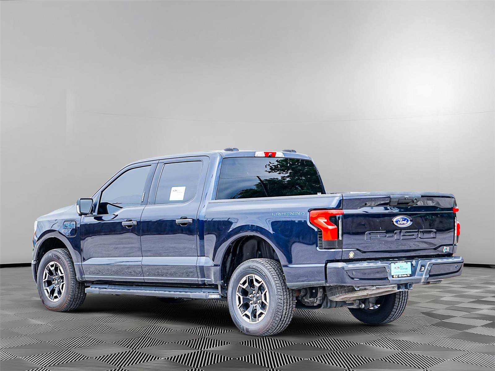 Certified 2022 Ford F150 Lightning XLT w/ Tow Technology Package AWD/4WD image 5
