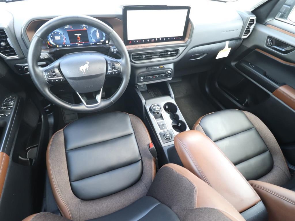 Certified 2025 Ford Bronco Sport Outer Banks w/ Outer Banks Tech Package+ image 11