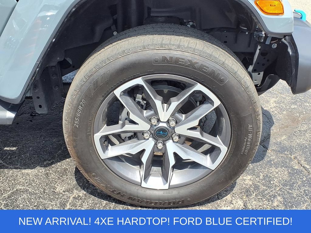 Used 2024 Jeep Wrangler Unlimited w/ Convenience Group AWD/4WD image 28