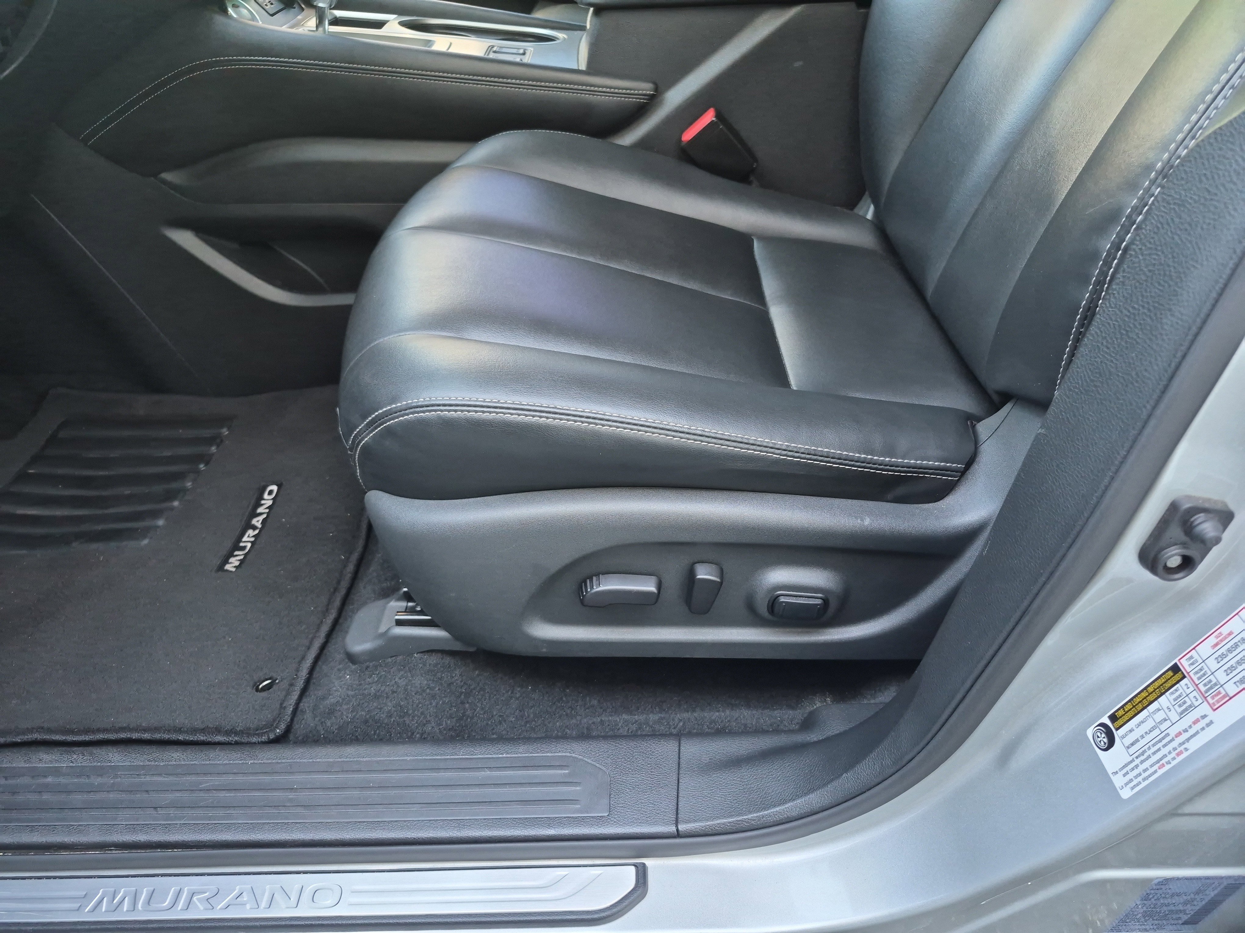 Used 2024 Nissan Murano SV image 11