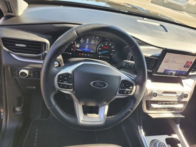 Certified 2022 Ford Explorer XLT w/ Equipment Group 202A image 30