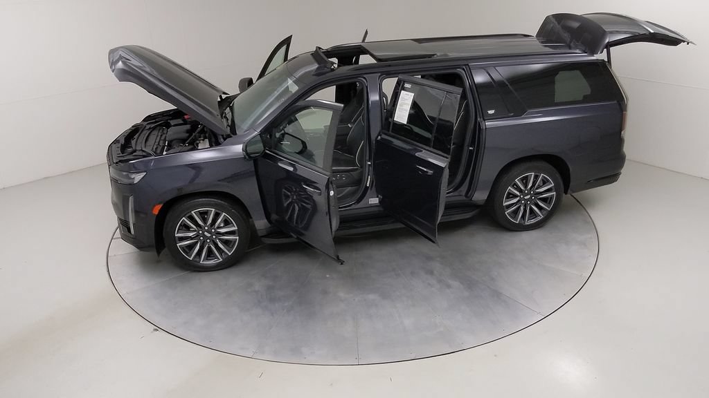 Used 2024 Cadillac Escalade ESV Sport w/ Touring Package AWD/4WD image 60