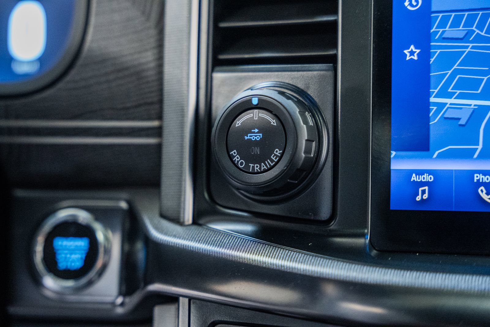 Certified 2023 Ford F150 Platinum w/ Equipment Group 701A High image 36