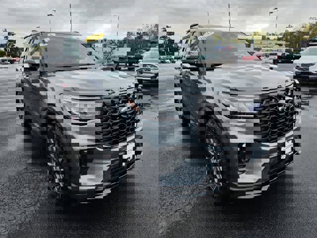 Certified 2025 Ford Explorer ST