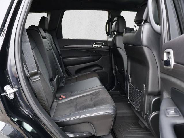 Used 2018 Jeep Grand Cherokee Altitude AWD/4WD image 24