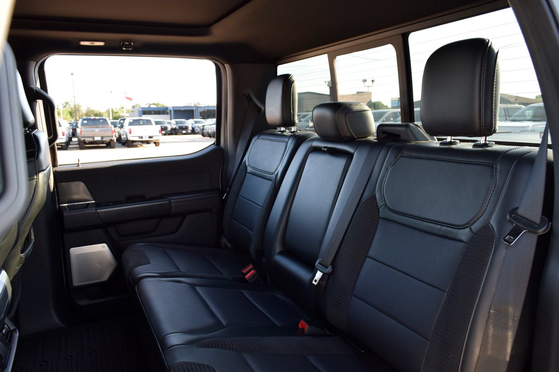 Certified 2023 Ford F150 Raptor w/ Raptor 37 Performance Package AWD/4WD image 18