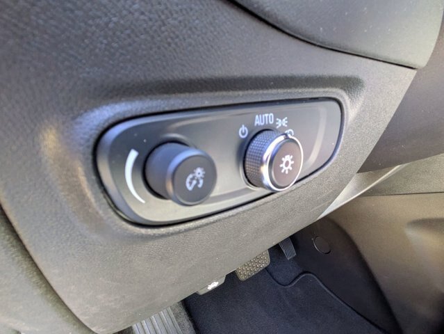Used 2024 Chevrolet Equinox LT AWD/4WD image 16