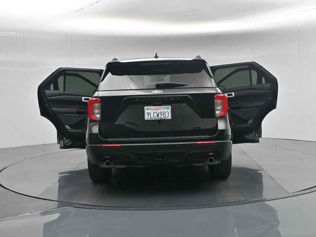 Certified 2024 Ford Explorer ST-Line w/ Class IV Trailer Tow Package RWD image 37