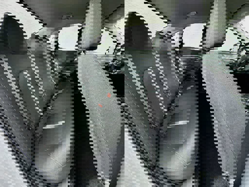 Used 2025 Hyundai Sonata SE FWD image 29