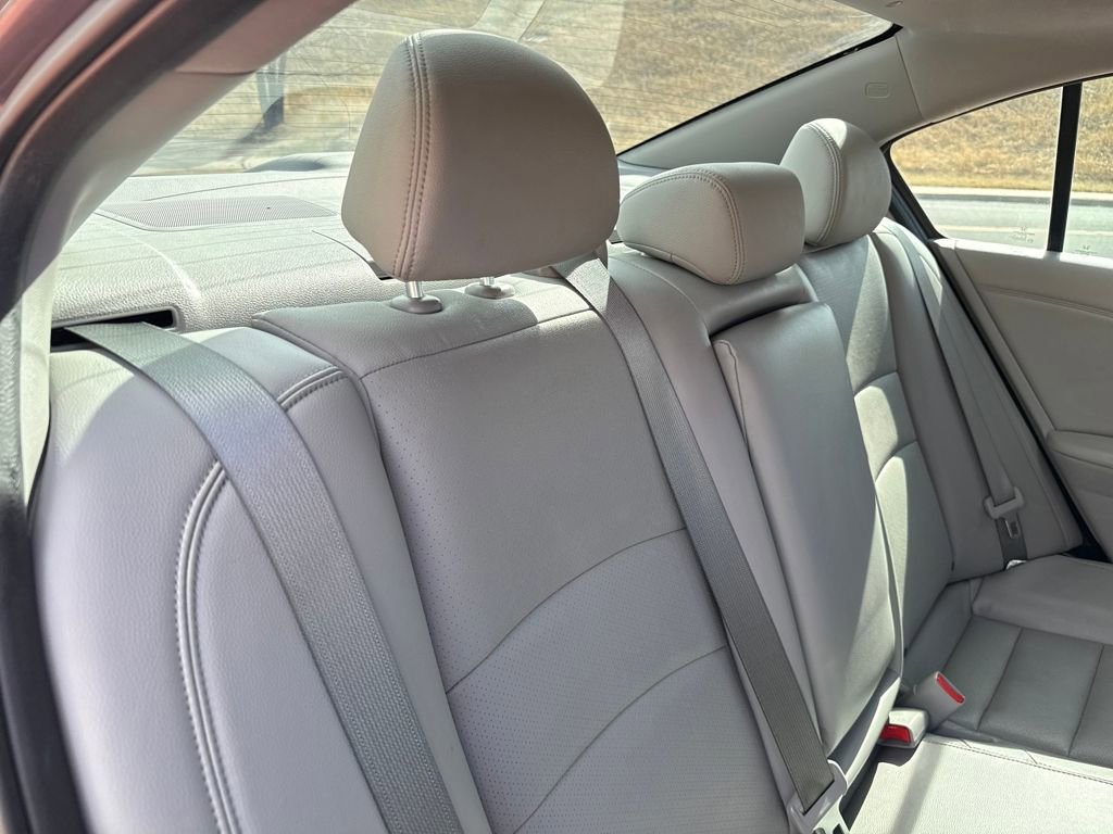 Used 2017 Honda Accord Touring image 23