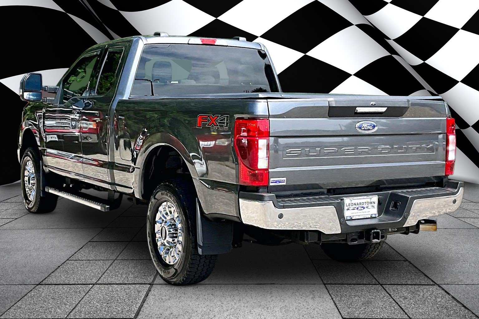 Certified 2020 Ford F350 XLT w/ XLT Premium Package AWD/4WD image 12