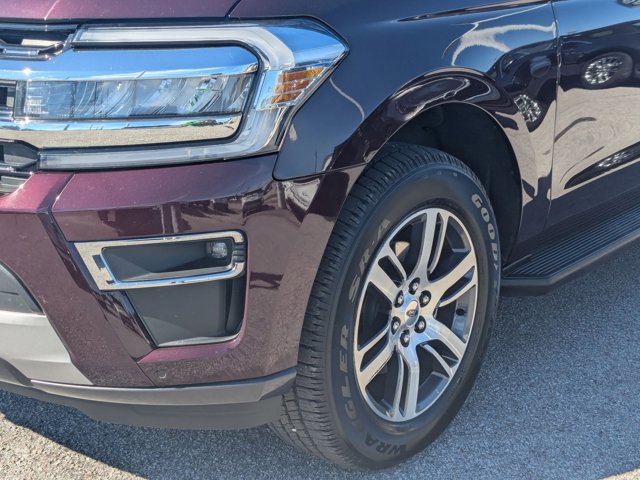 Certified 2024 Ford Expedition Limited image 17