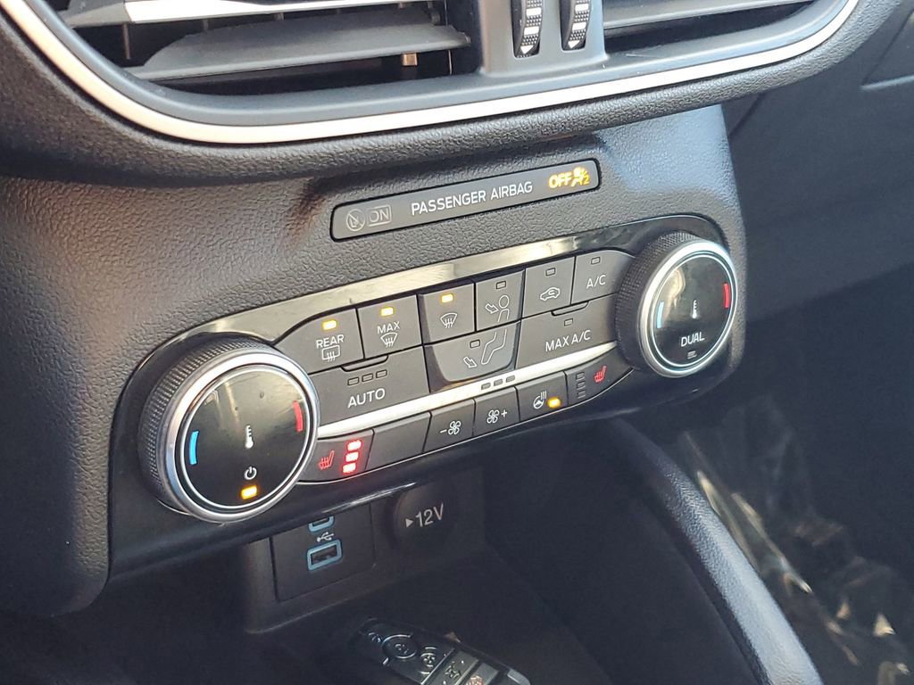 Certified 2022 Ford Escape SEL w/ Technology Package image 19