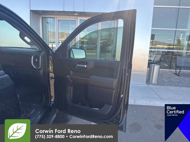 Used 2021 GMC Sierra 1500 Elevation w/ LPO, Elevation Black Package AWD/4WD image 15