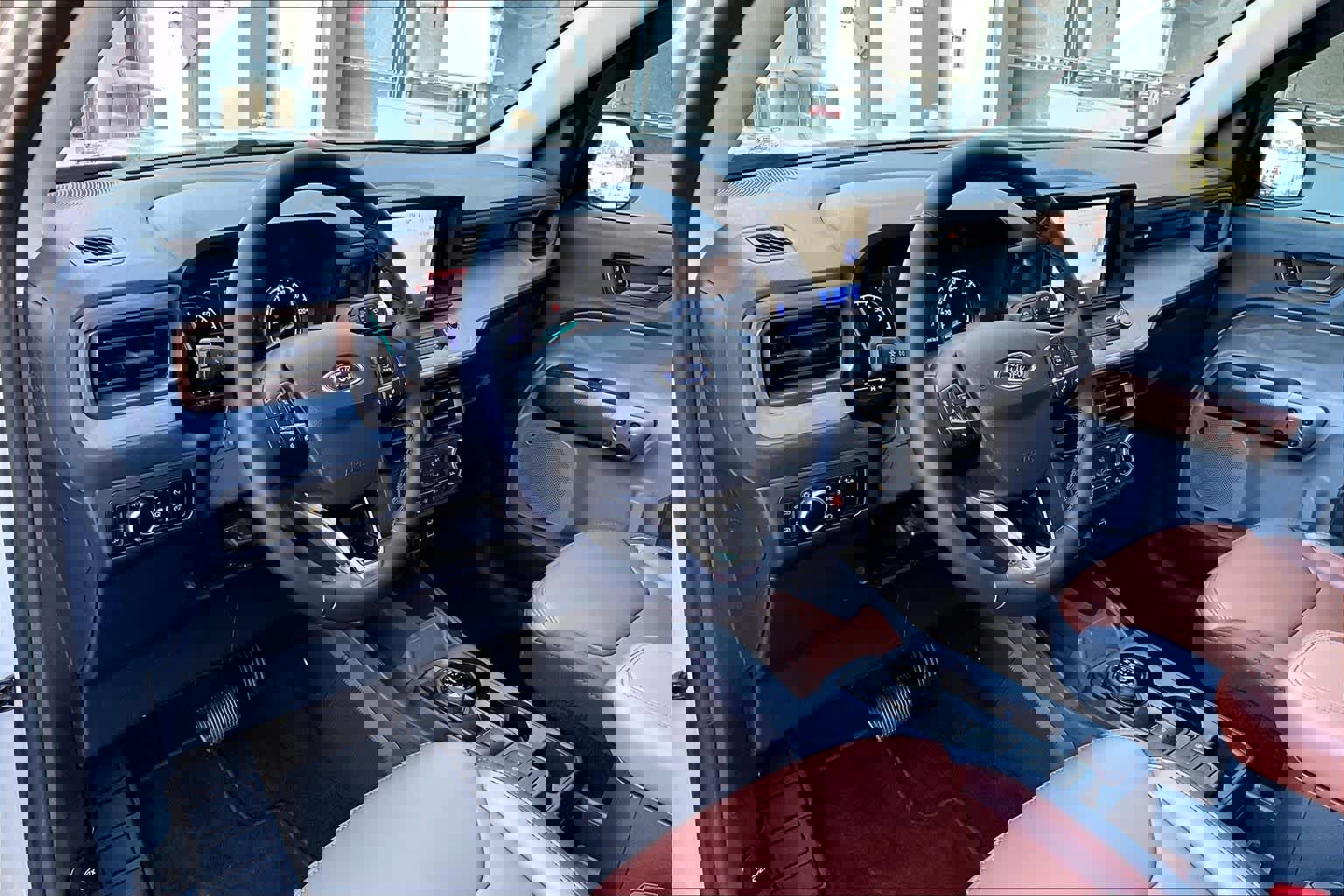 Certified 2024 Ford Maverick Lariat image 18