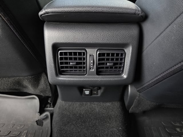 Used 2025 Toyota Camry XSE FWD image 19