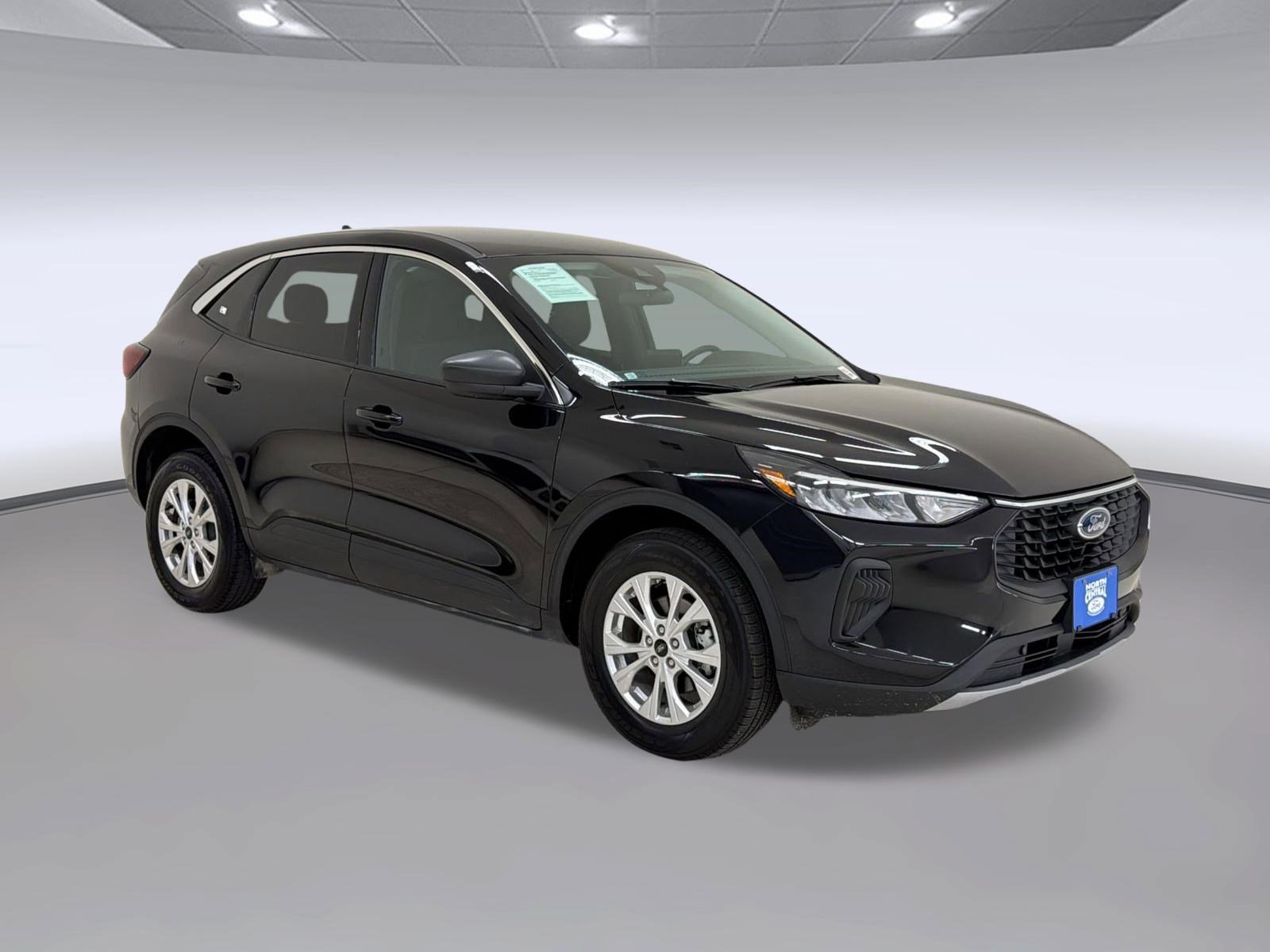 Certified 2023 Ford Escape Active AWD/4WD image 7