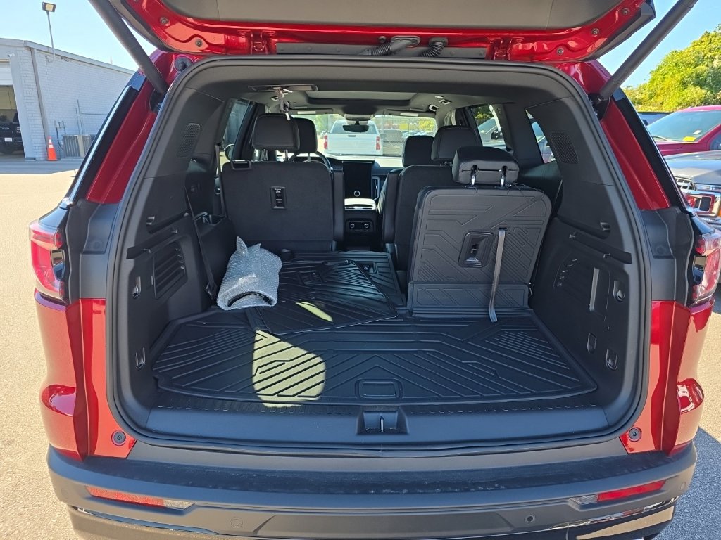 Used 2026 GMC Acadia Elevation w/ Black Edition FWD image 7