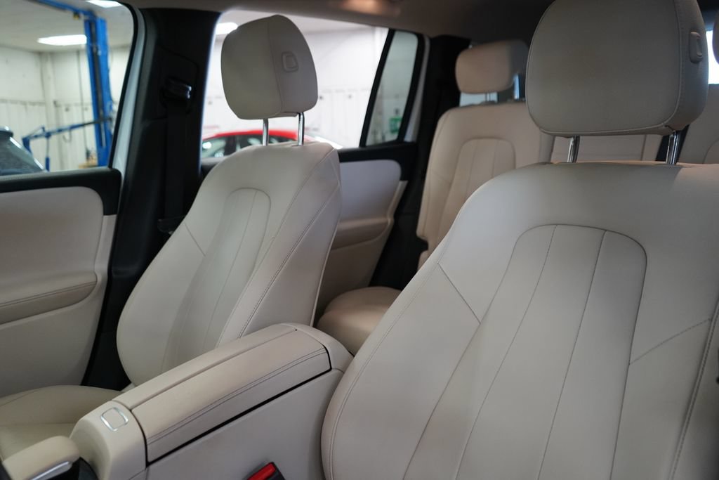 Used 2023 Mercedes-Benz GLB 250 4MATIC image 18