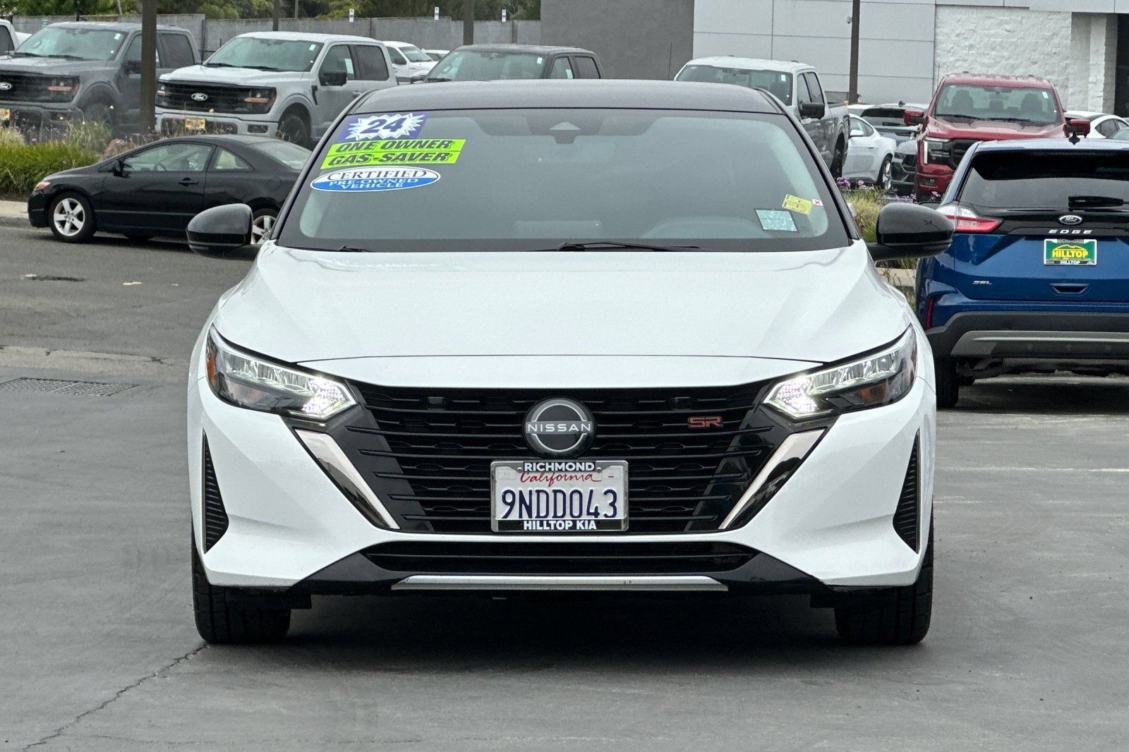 Used 2024 Nissan Sentra SR w/ Lighting Package FWD image 11
