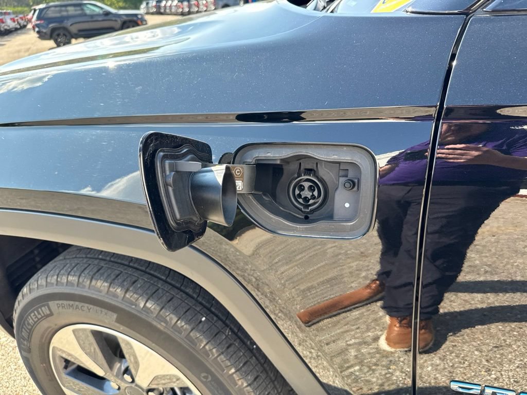 Used 2022 Jeep Grand Cherokee Limited 4xe AWD/4WD image 30