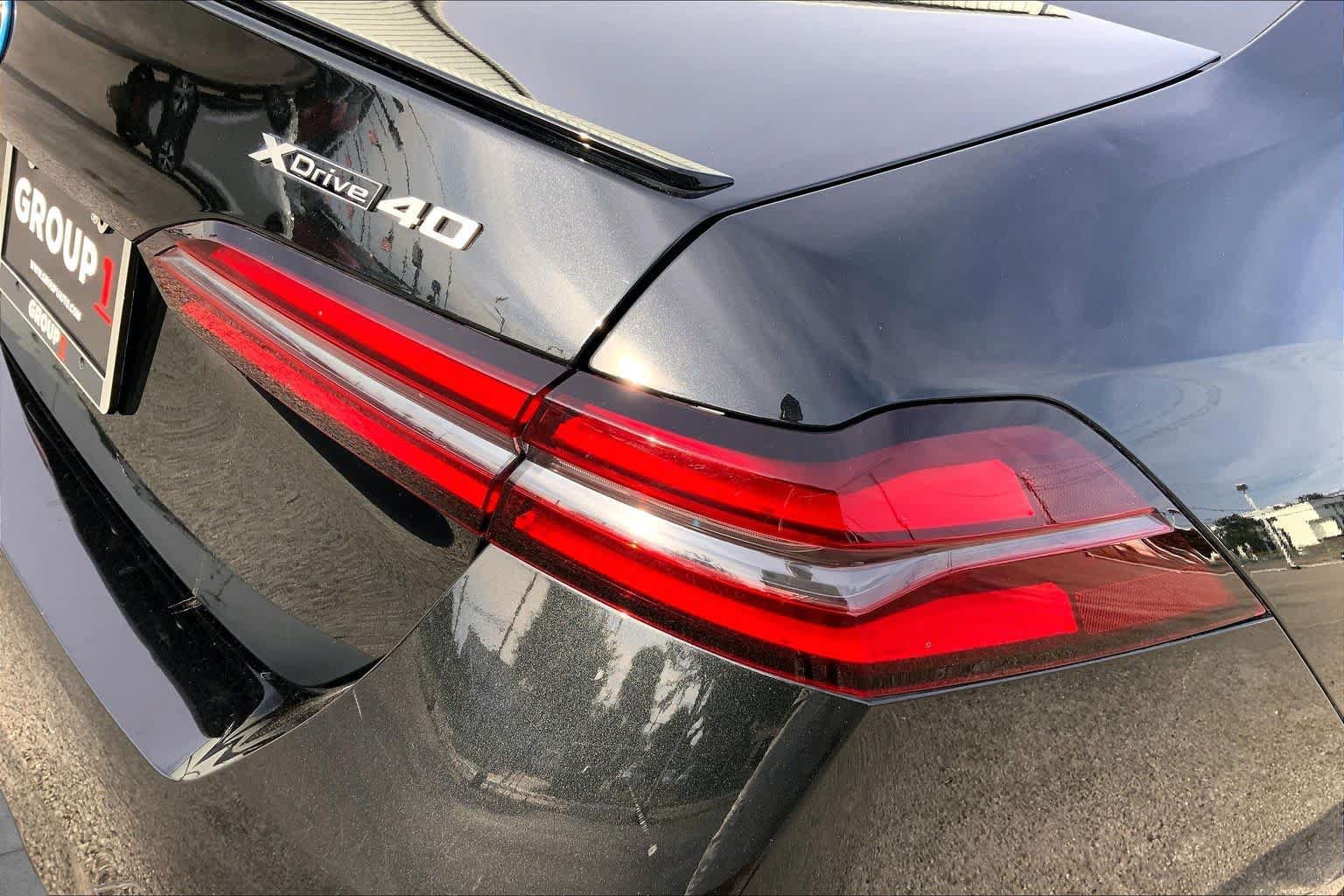 Used 2026 BMW i5 eDrive40 w/ M Sport Package AWD/4WD image 27
