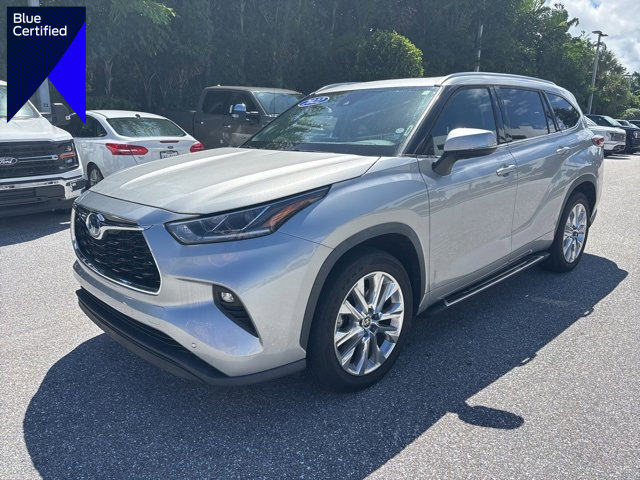 Used 2022 Toyota Highlander Limited