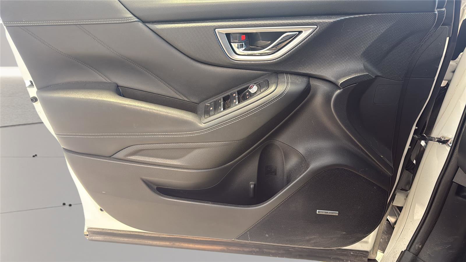 Used 2020 Subaru Forester Limited w/ Popular Package #3 image 20