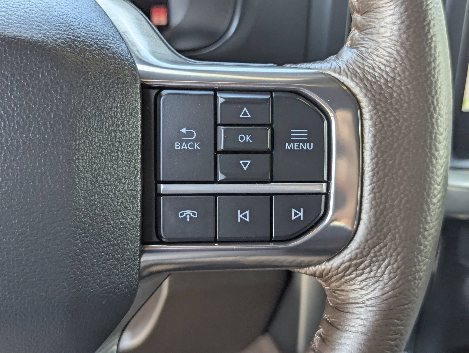 Certified 2025 Ford F250 King Ranch AWD/4WD image 37