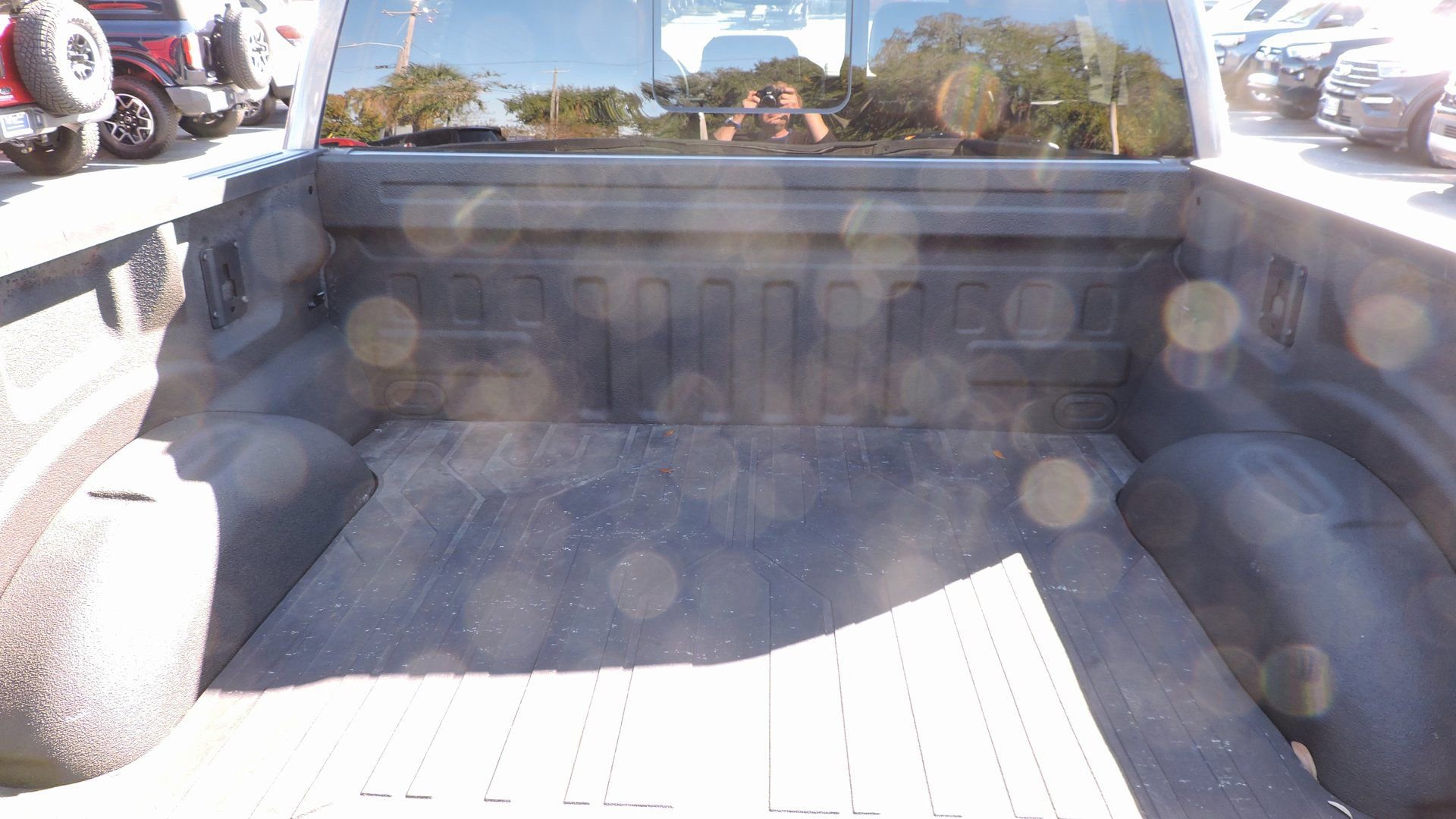 Certified 2022 Ford F150 Lariat w/ Equipment Group 502A High image 13