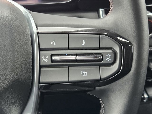 Used 2024 Chevrolet Colorado LT w/ LT Convenience Package image 18