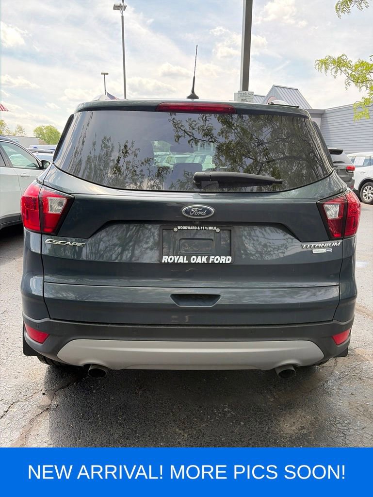 Certified 2019 Ford Escape Titanium AWD/4WD image 4
