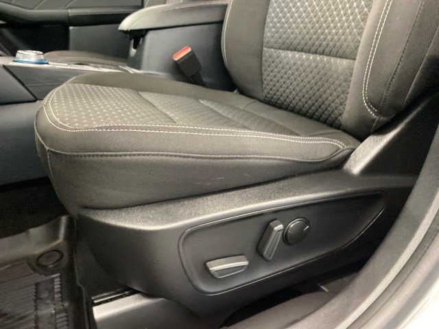 Certified 2023 Ford Escape Active AWD/4WD image 17