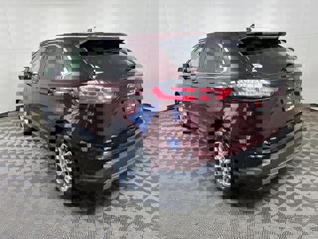 Certified 2024 Ford Edge SEL w/ Convenience Package image 2