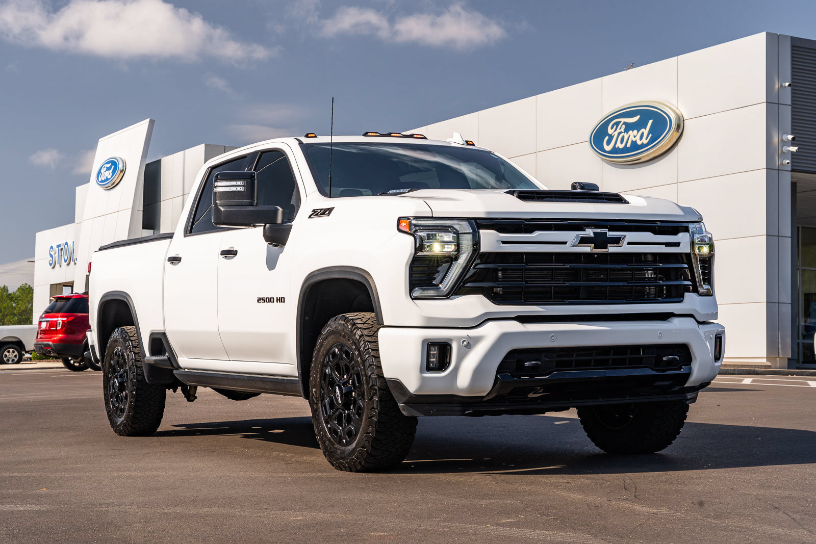 Used 2024 Chevrolet Silverado 2500 LTZ w/ LTZ Plus Package